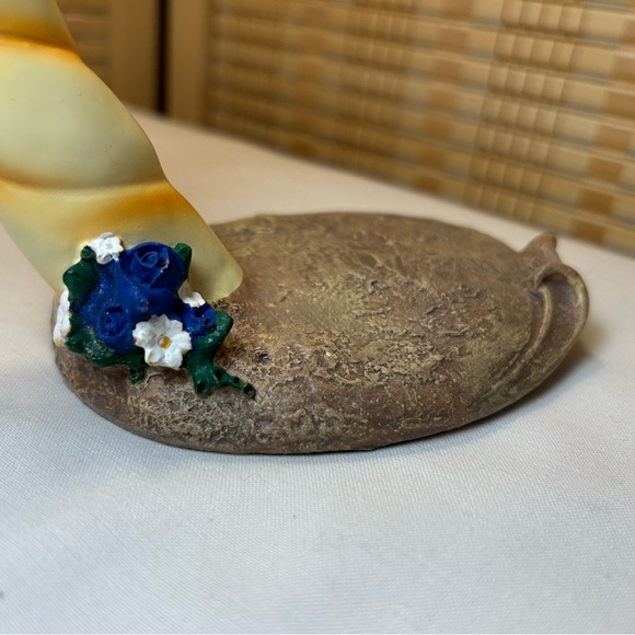 Old Couple on a Swing Home Decor etc. - Picture 9 of 11